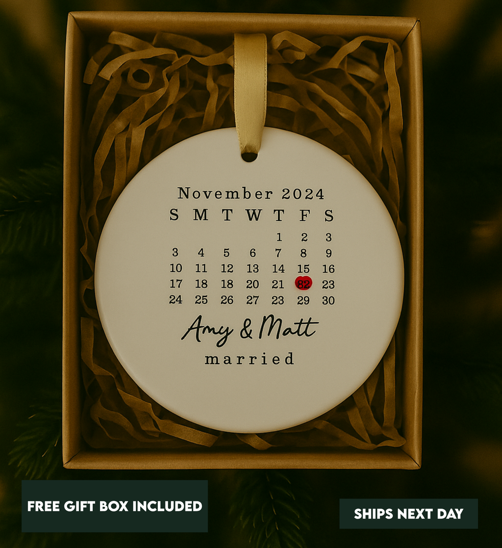 Personalized Married Ornament, Custom Wedding Gift, Wedding Date ornament, Heart Calendar, Anniversary Gift, Our First Christmas, Newlywed Gift, Wedding Gift